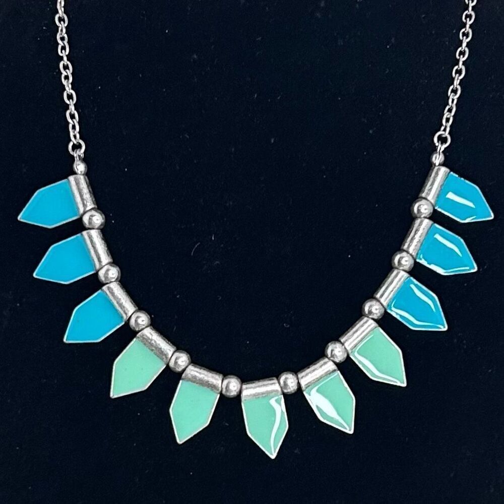 Vtg Medieval Shield Banner Necklace Women's 18" Green & Turquoise Color Enamel